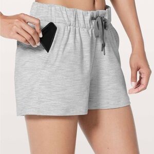 Lululemon On the Fly shorts